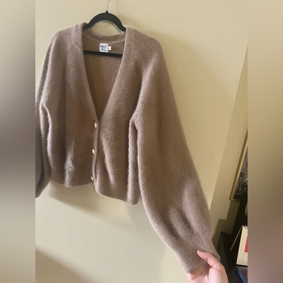 Princess Polly: brown fuzzy cardigan - Picture 2 of 5